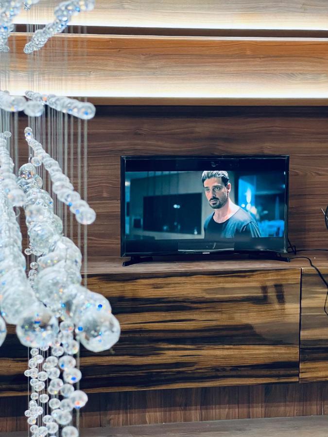 Business Box Leilighet Bratislava Eksteriør bilde